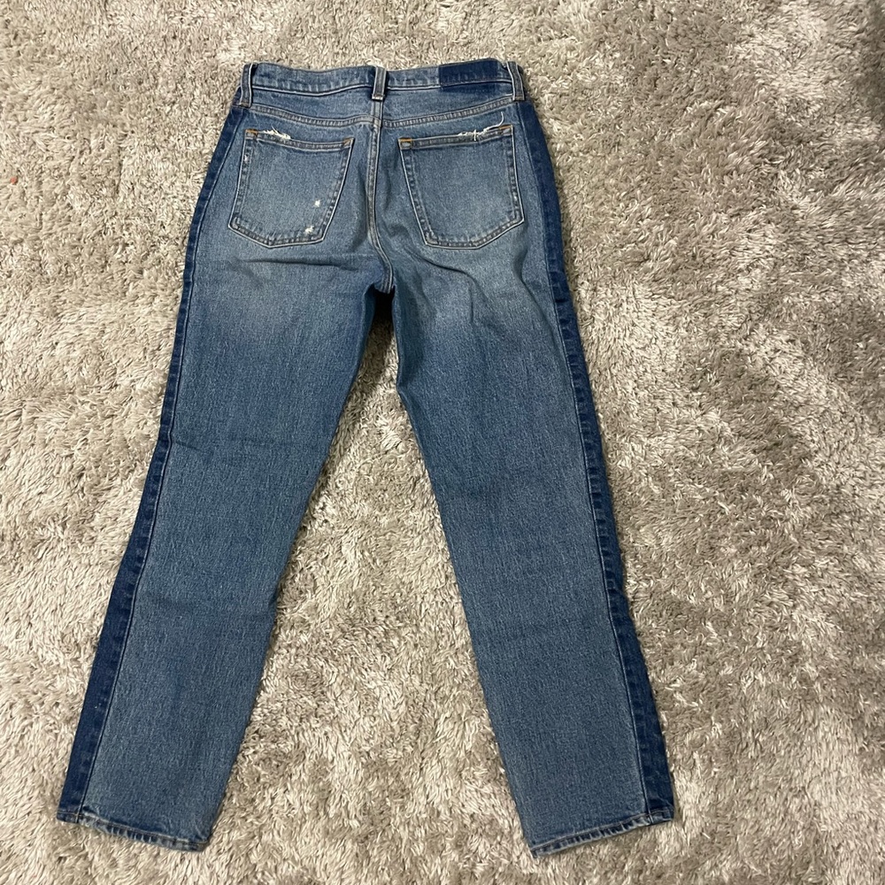 Abrecrombie and Fitch denim pair of jeans. In good condition. - Picture 2 of 2